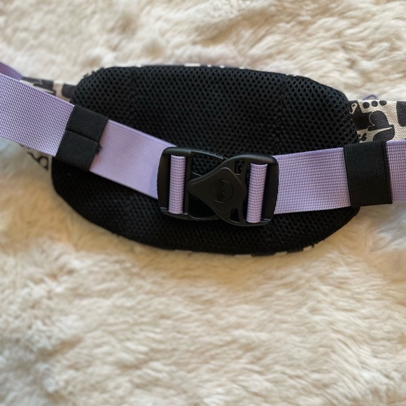 KAVU Black and Purple Patterned Waist Bag - Picture 4 of 7